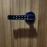 Bluetooth Smart Fingerprint Door Lock1