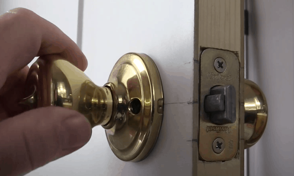 Test the door knob