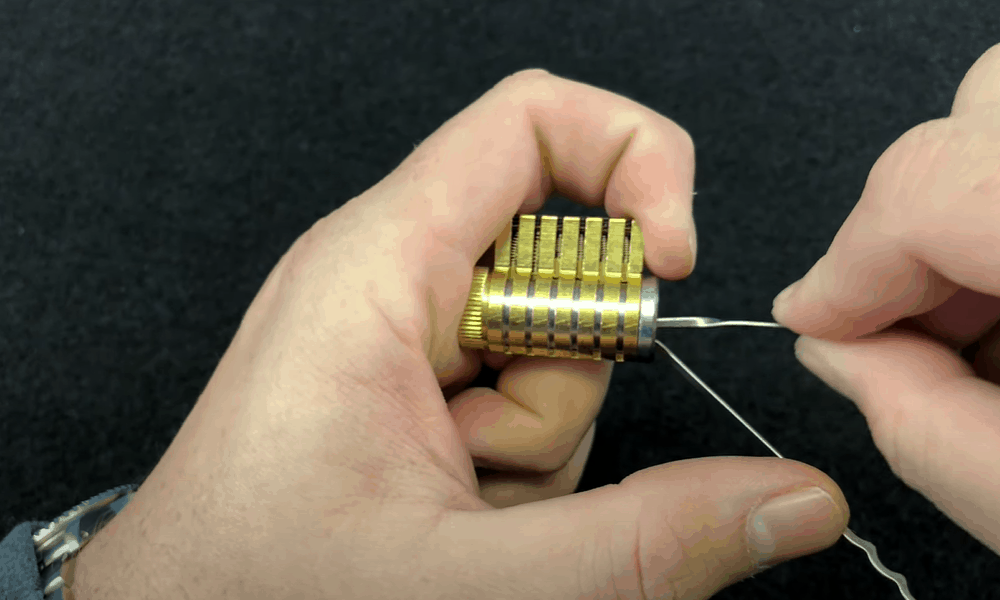Use-the-lock-picker-to-line-up-the-pins-inside-the-lock-1