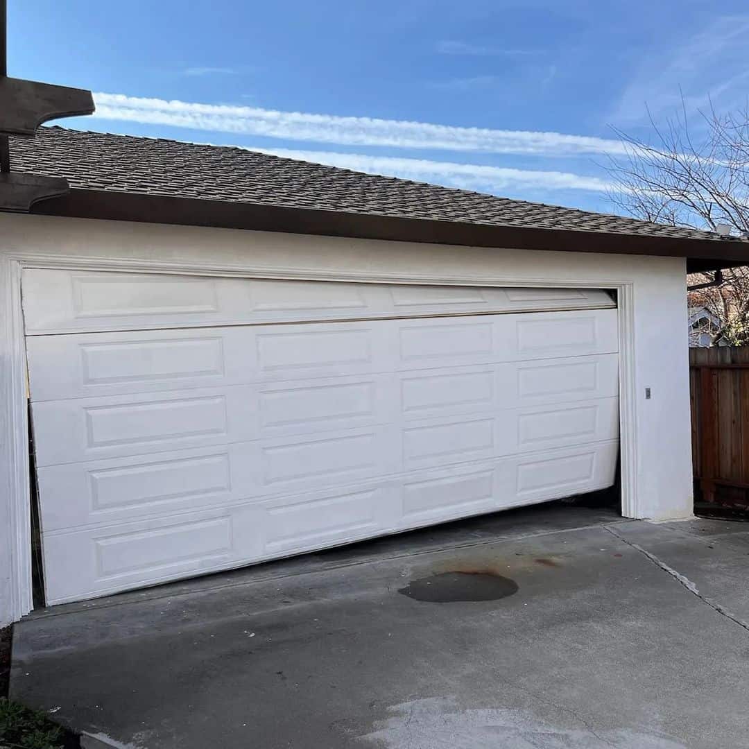 What Is the Average Garage Door Repair Cost
