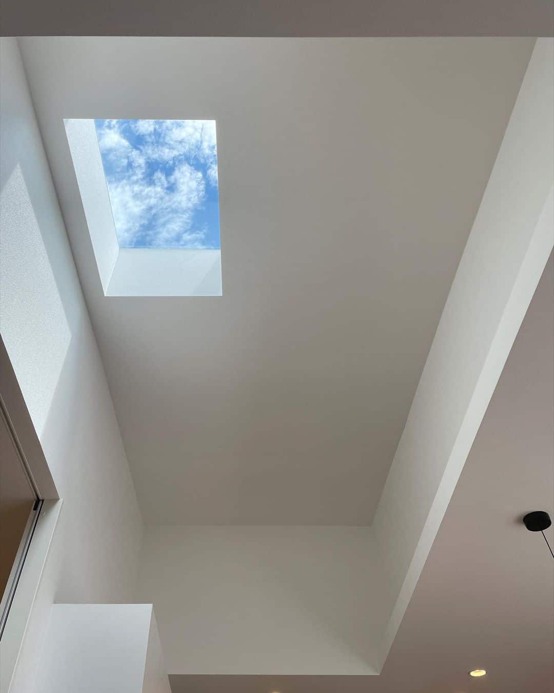 What are the Factors that can Affect the Cost of Skylight Window Repair and Replacement?